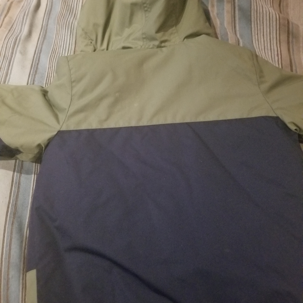 Coat - Picture 3 of 3